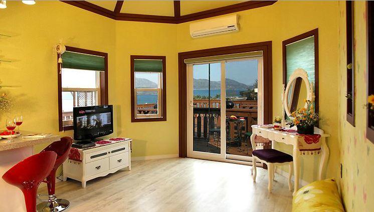 Rainbow Hill Pension Villa Namhae Luaran gambar